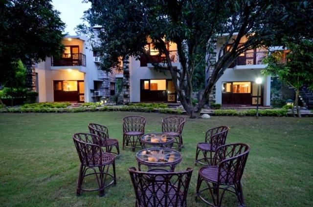 Corbett Suman Grand Hotel Corbett National Park Exterior photo